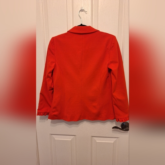 Blazer - Picture 2 of 3